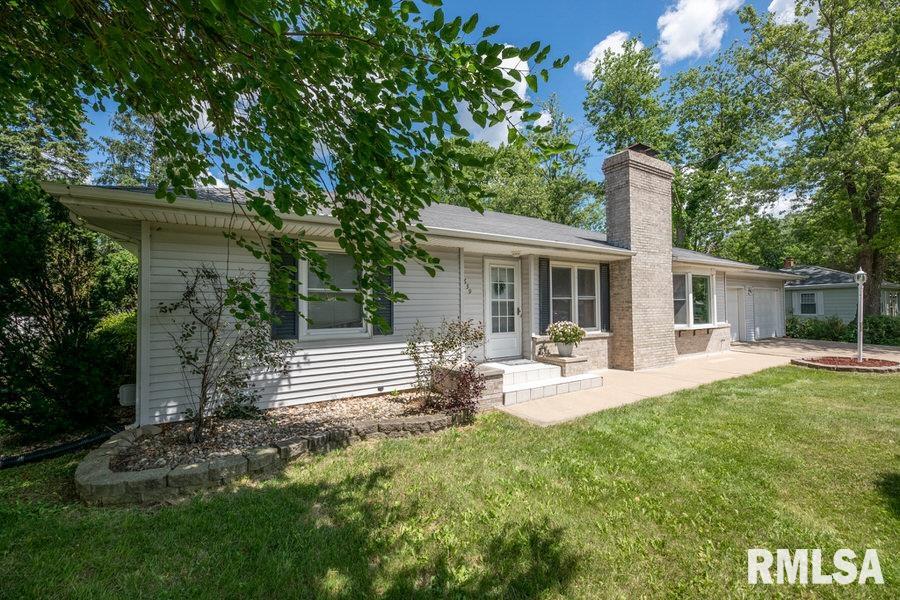 8639 North Picture Ridge Road Peoria, IL 61615 - Photo 3 of 49 Gallery Image 3