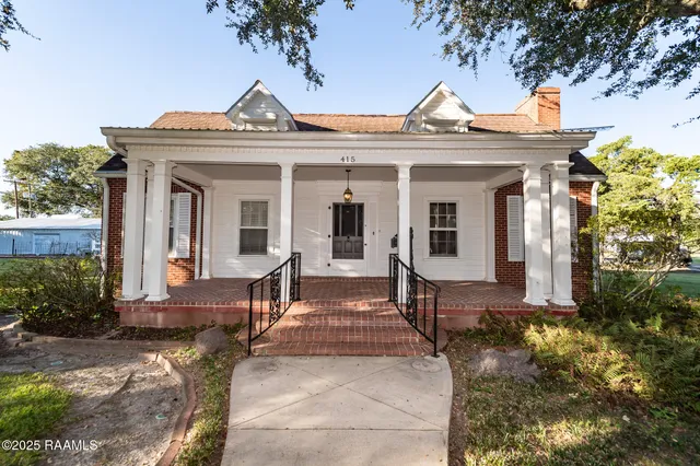 $260,000 | 415 Mcmurtry, Gueydan, LA 70542