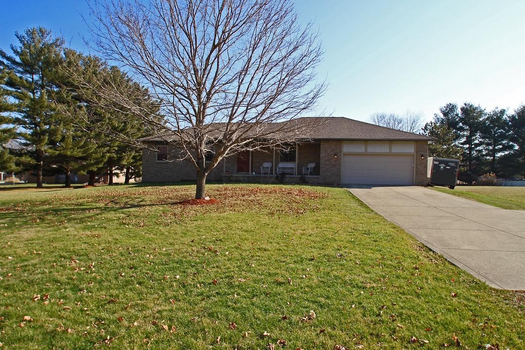 5690 Amanda Northern Road Carroll, OH 43112 - Photo 3 of 22 Gallery Image 3