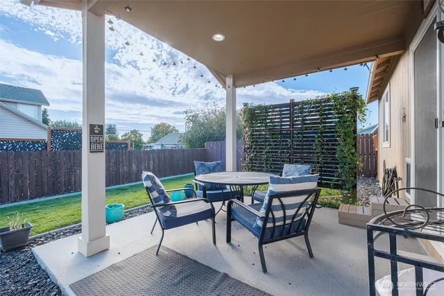 $399,900 | 52 Linda Ridge Loop, Ephrata, WA 98823