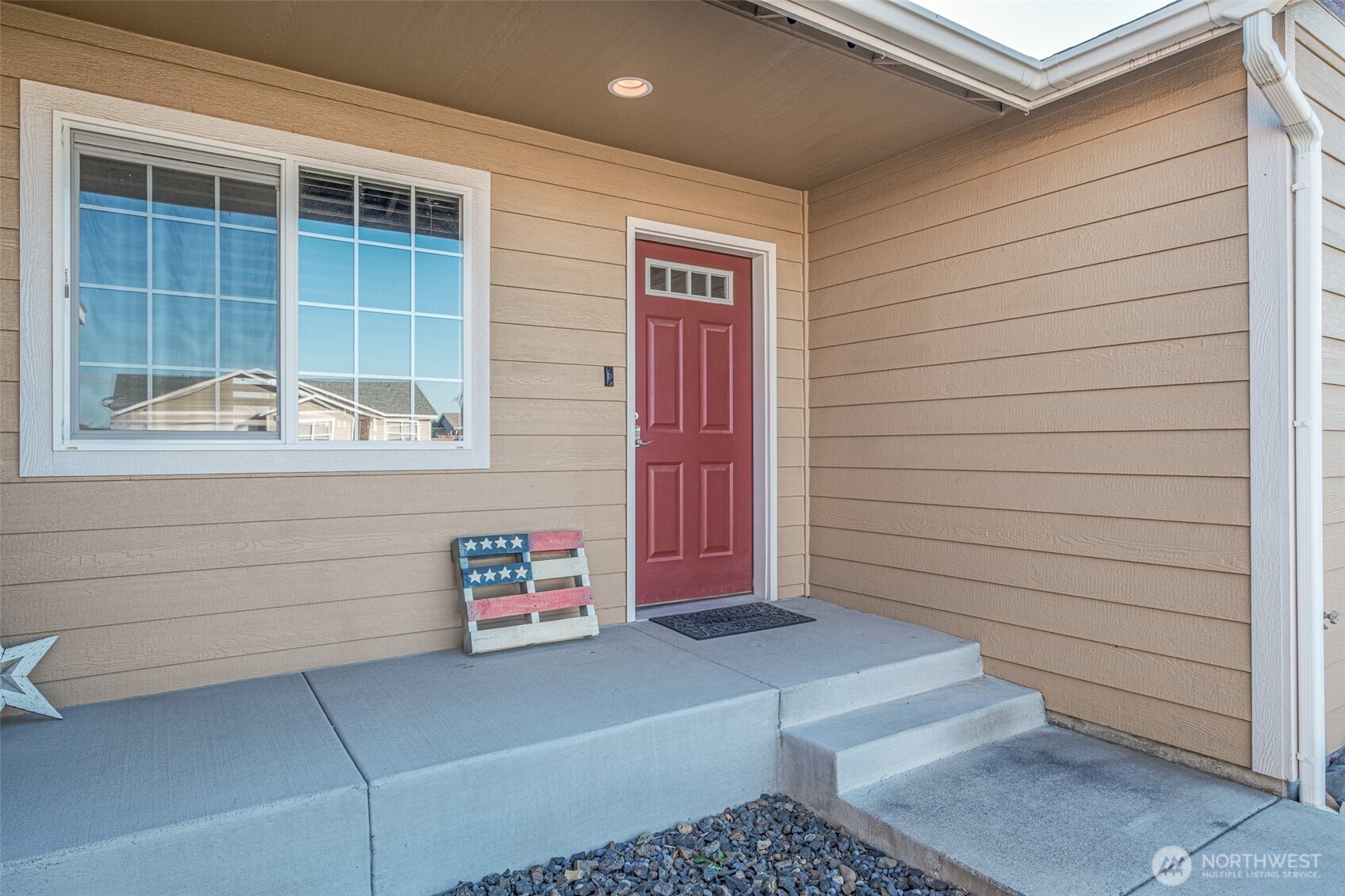 52 Linda Ridge Loop Ephrata, WA 98823 - Photo 36 of 40 a view of entrance to house
