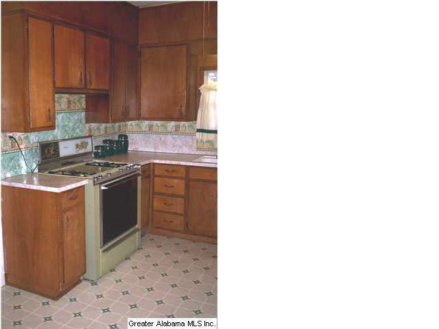 1341 Prosch Avenue Birmingham, AL 35217 - Photo 6 of 9