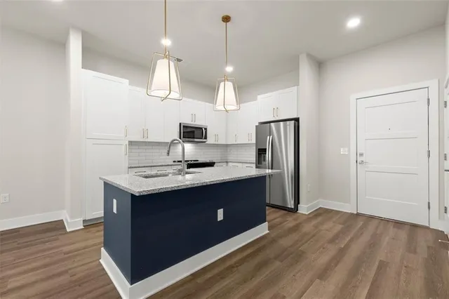 $2,595 | 2648 Sandy Plains Road, Unit 424, Marietta, GA 30062