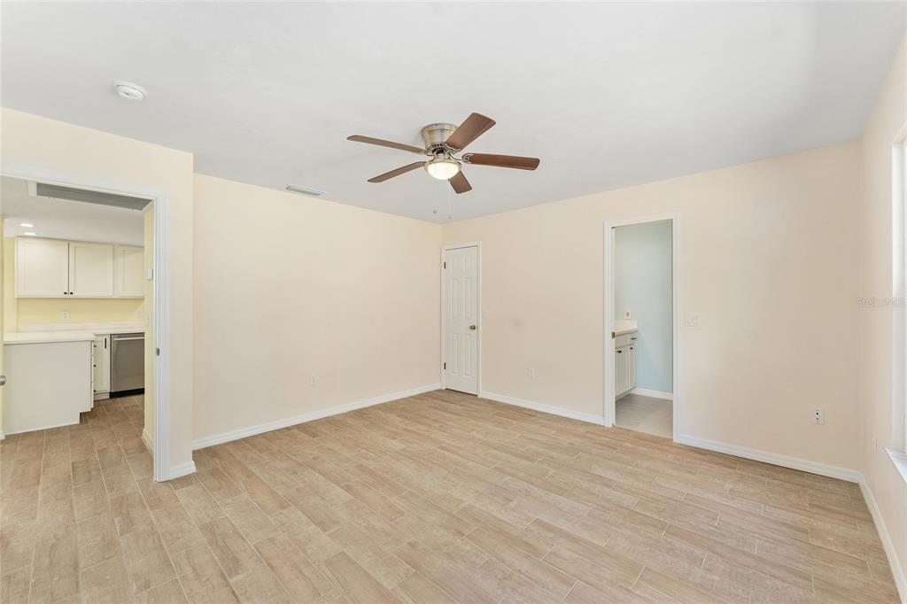 813 Southwest 99 Street Gainesville, FL 32607 - Photo 19 of 44 Gallery Image 19
