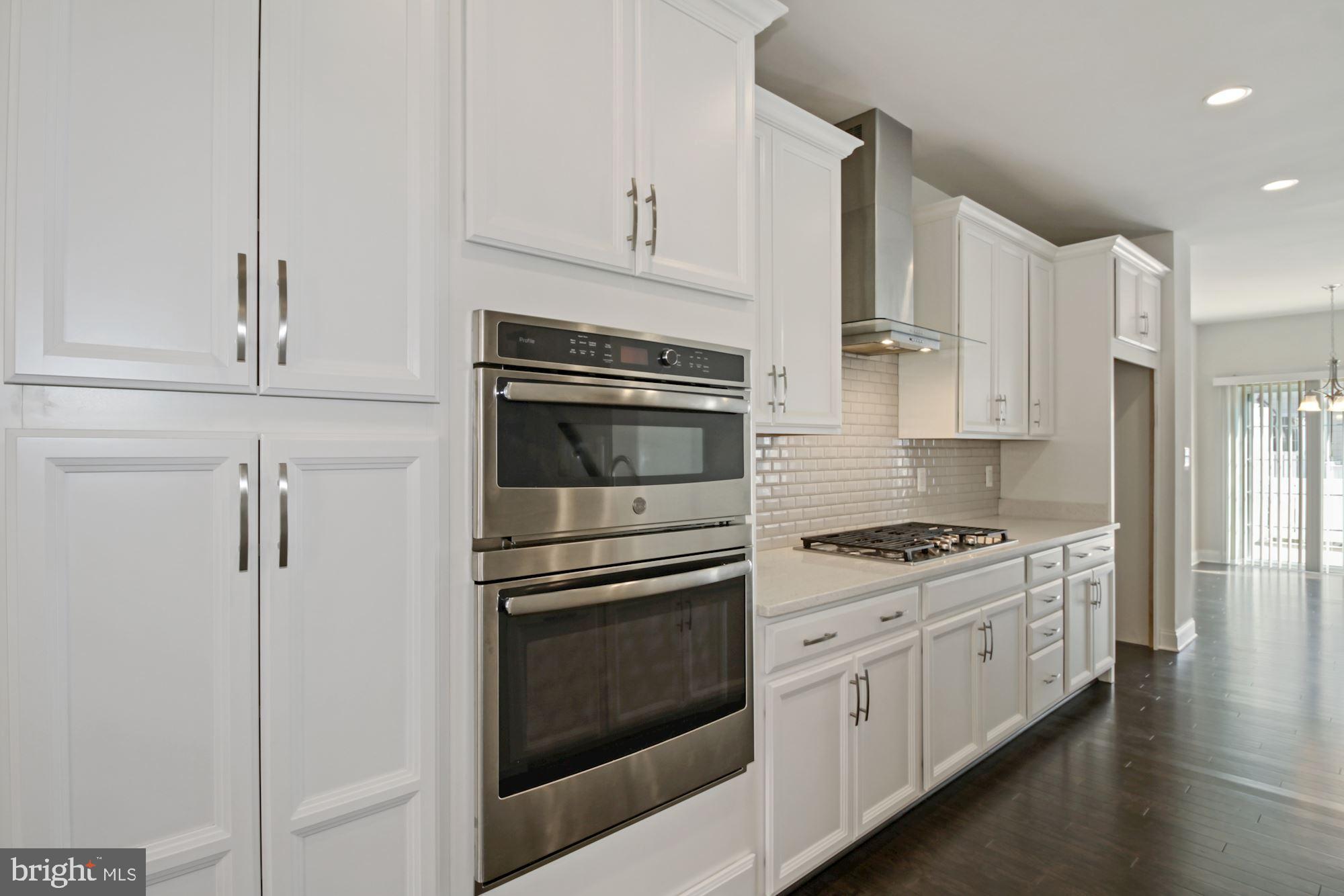2609 Maple Rock Road Hanover, MD 21076 - Photo 5 of 27 NUMEROUS KITCHEN CABINETS