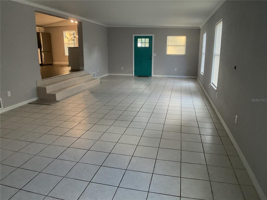5038 Northeast Sandy Road Arcadia, FL 34266 - Photo 32 of 48 a view of an empty room and window