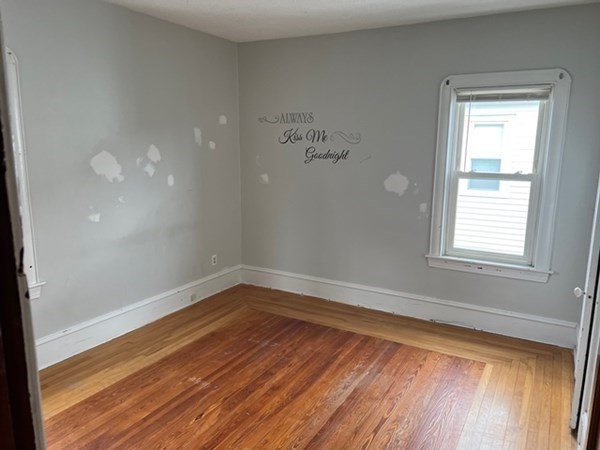 57 Mott Street Fall River, MA 02721 - Photo 22 of 29