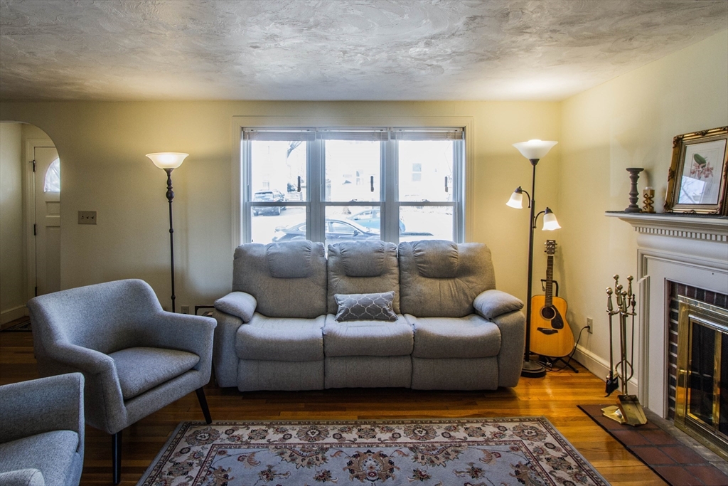 38 Park Terrace Road Worcester, MA 01604 - Photo 8 of 26 Gallery Image 8