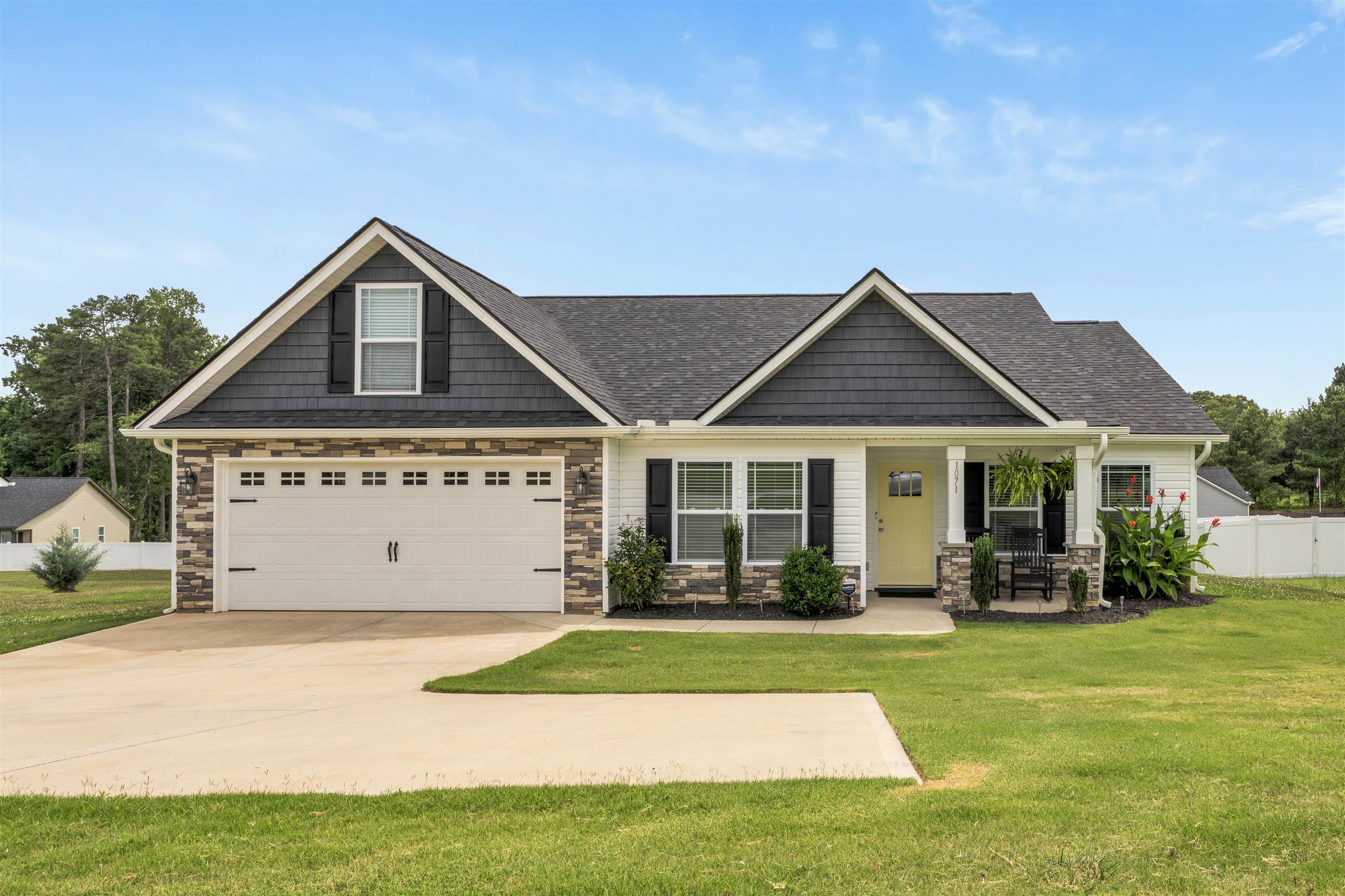 1071 Holly Springs Inman, SC 29349 - Photo 1 of 30