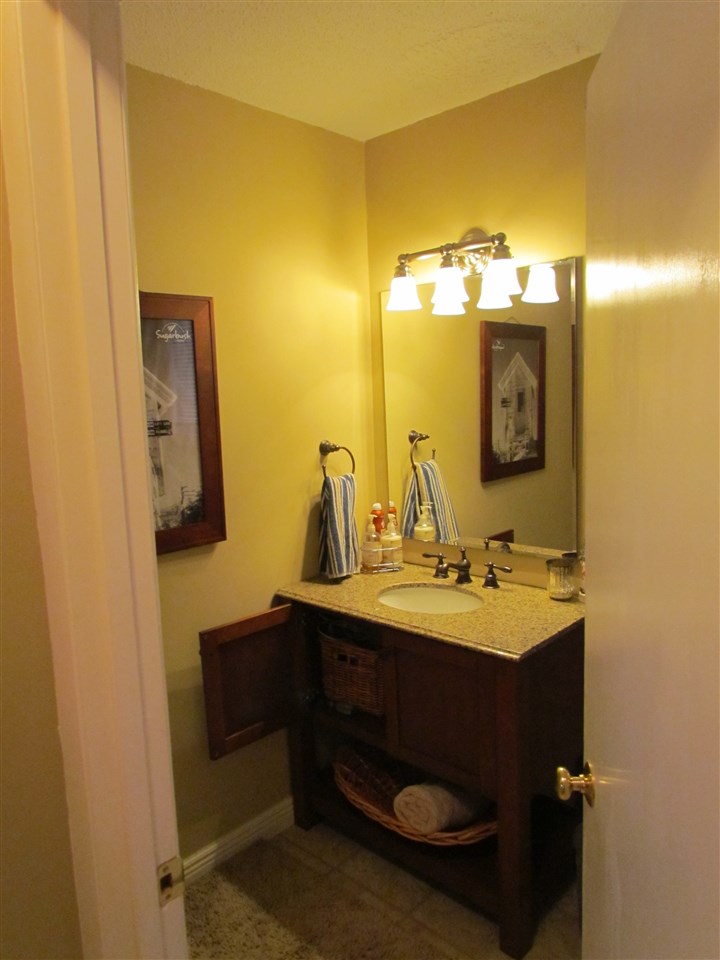 115 Lower Summit Road, Unit 17 Warren, VT 05674 - Photo 15 of 21 Gallery Image 15