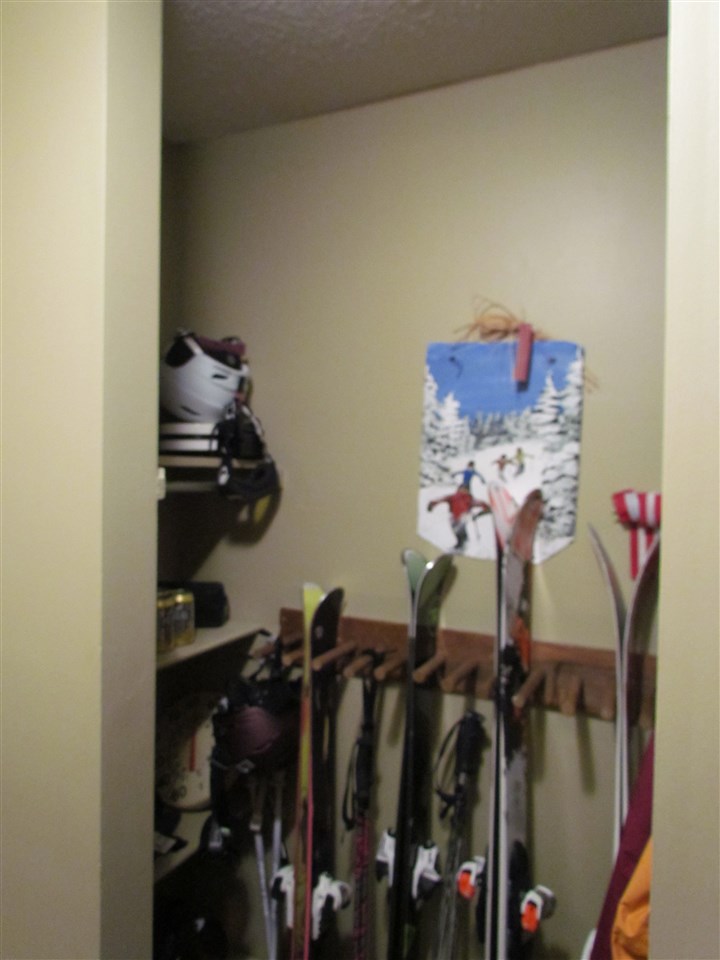 115 Lower Summit Road, Unit 17 Warren, VT 05674 - Photo 17 of 21 Gallery Image 17