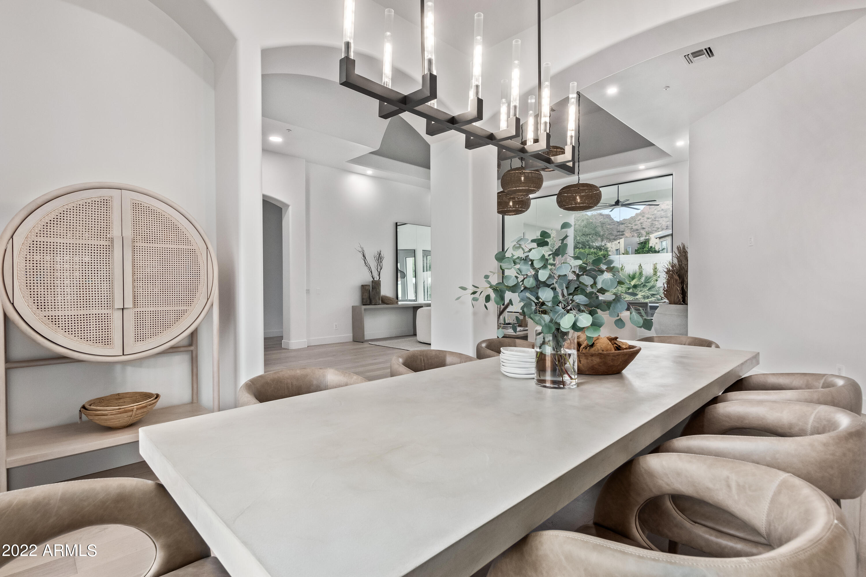 5316 East Royal View Drive South Phoenix, AZ 85018 - Photo 14 of 51 23 - Royal View