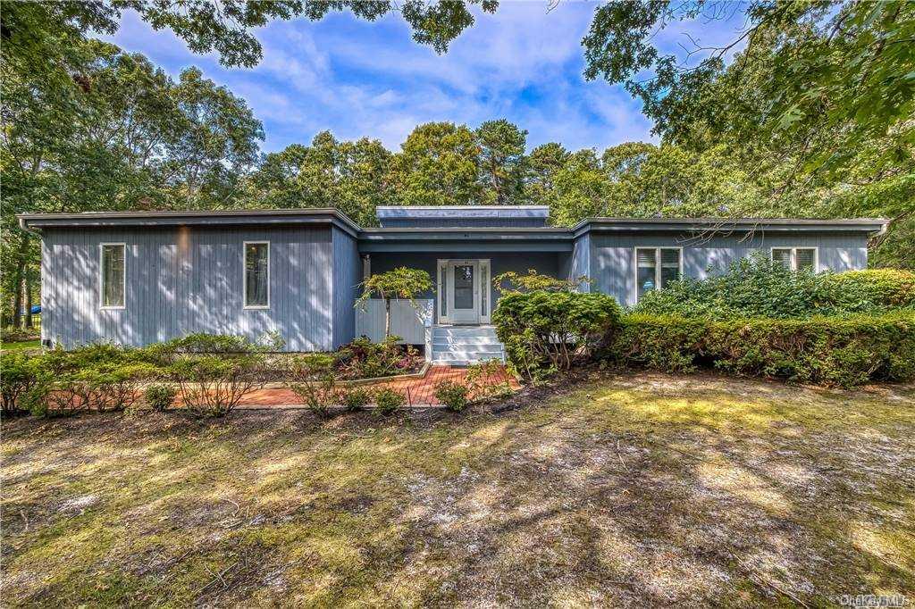 40 Bellows Pond Road Hampton Bays, NY 11946 - Photo 1 of 1 Street View
