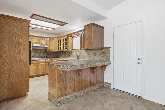 $352,500 | 306 East Tulare Road, Lindsay, CA 93247