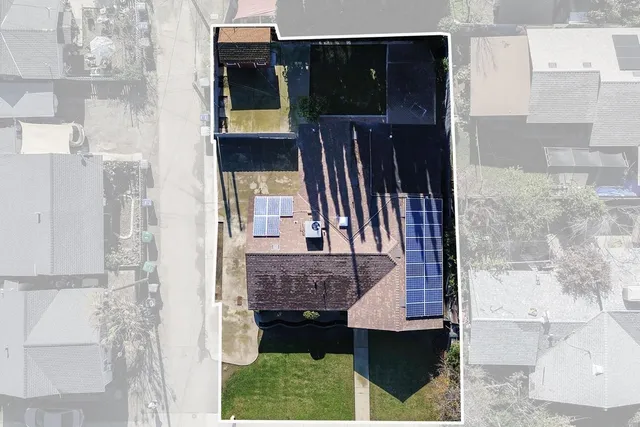 $352,500 | 306 East Tulare Road, Lindsay, CA 93247