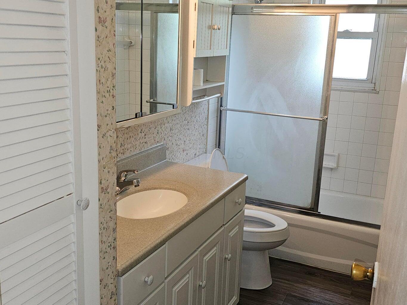 4938 Dunlap Road Columbus, OH 43229 - Photo 16 of 32 15