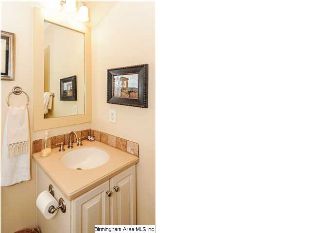 232 Hawthorn Street Birmingham, AL 35242 - Photo 26 of 32