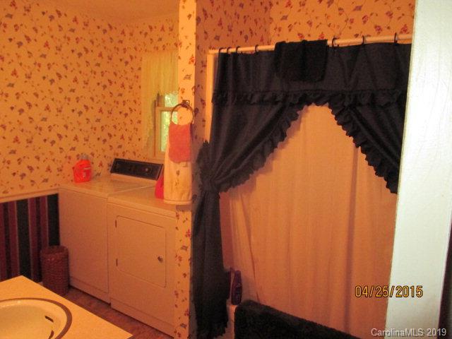 530 Locust Cove Road Marion, NC 28752 - Photo 11 of 33 Gallery Image 11