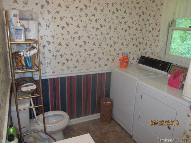 530 Locust Cove Road Marion, NC 28752 - Photo 13 of 33 Gallery Image 13