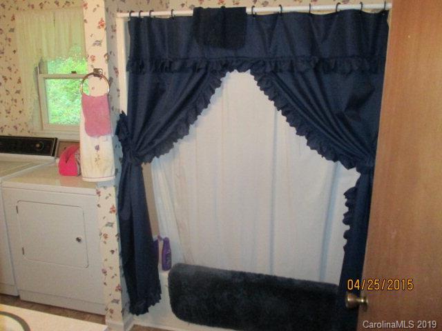 530 Locust Cove Road Marion, NC 28752 - Photo 14 of 33 Gallery Image 14