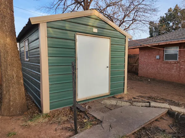 $179,500 | 301 East 20th Street, Littlefield, TX 79339