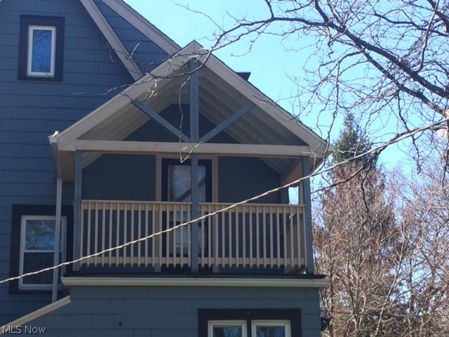 4009 Rosemond Road Cleveland Heights, OH 44121 - Photo 22 of 28 The old "airing porch" was redone and is an attractive feature to the home.