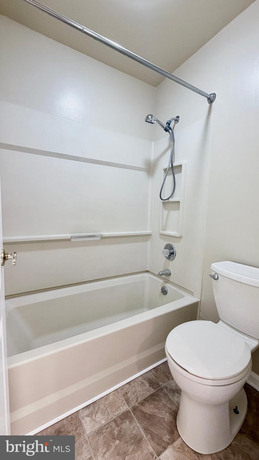 8397 Montgomery Run Road, Unit H Ellicott City, MD 21043 - Photo 22 of 40