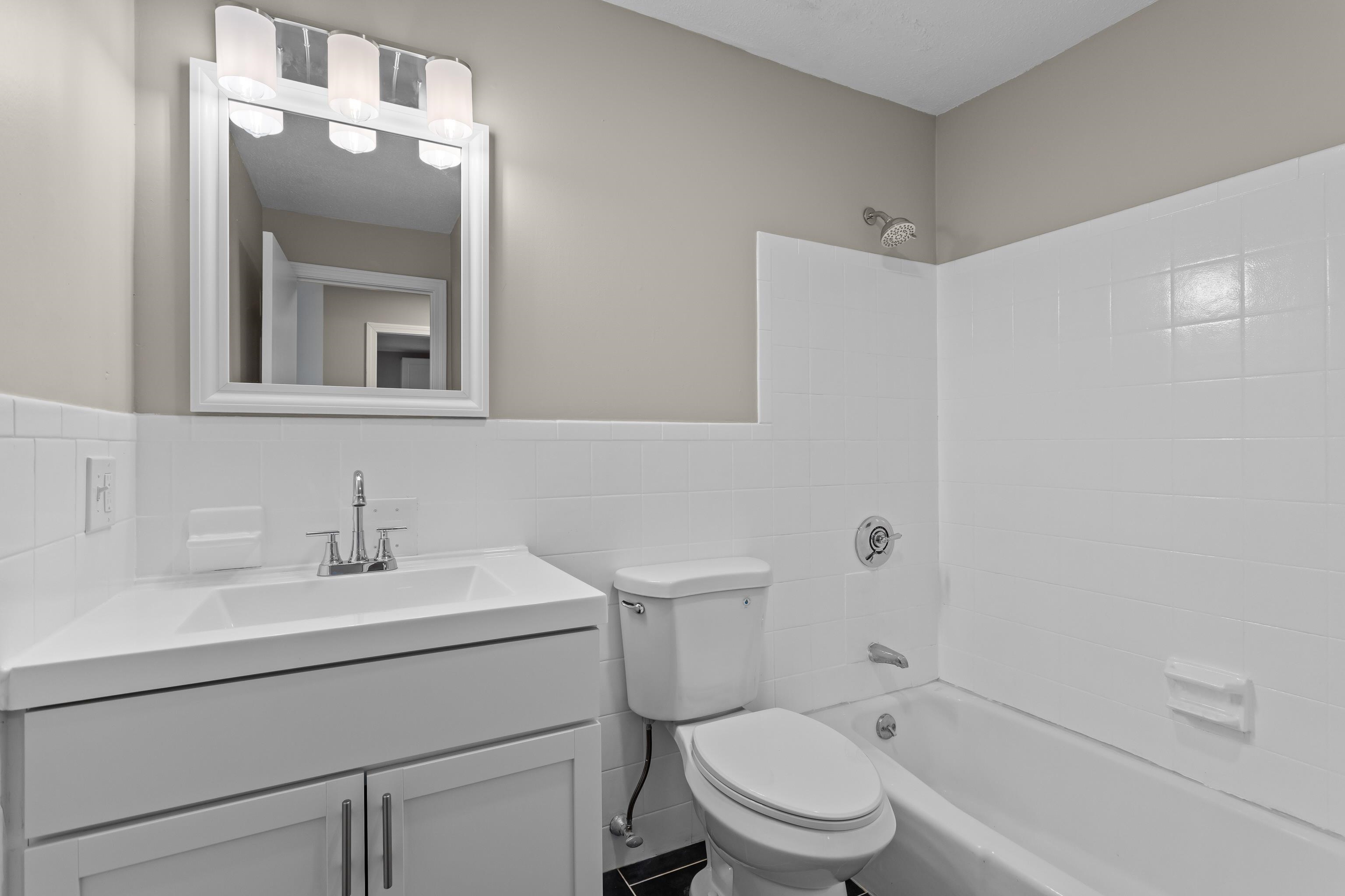 379 Huse Road, Unit 34 Manchester, NH 03103 - Photo 28 of 31 Gallery Image 28