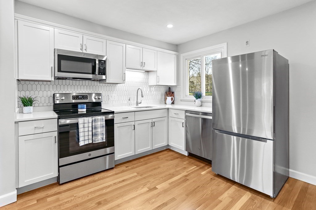 12 Jacqueline Road, Unit C Waltham, MA 02452 - Photo 1 of 21