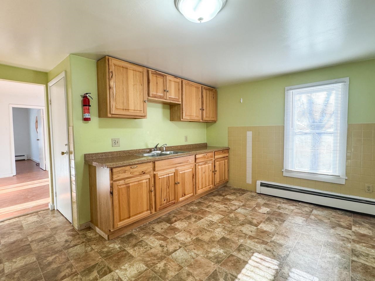 37 Drew Street Burlington, VT 05401 - Photo 12 of 46