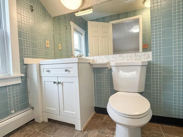 $499,000 | 37 Drew Street, Burlington, VT 05401