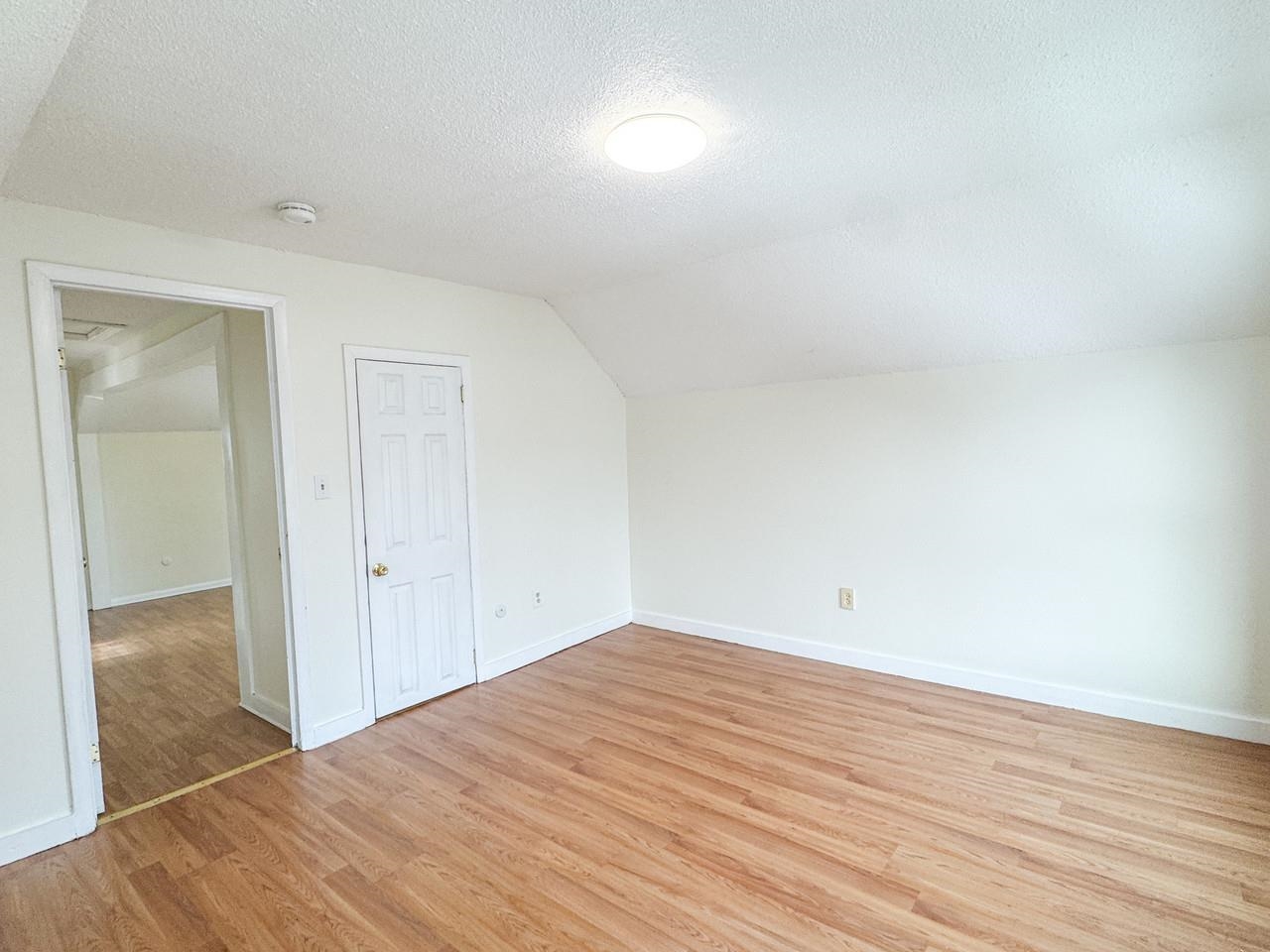 37 Drew Street Burlington, VT 05401 - Photo 30 of 45