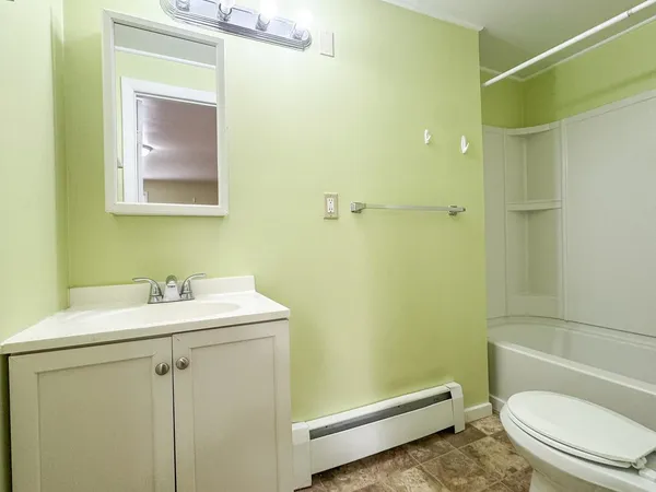 $499,000 | 37 Drew Street, Burlington, VT 05401