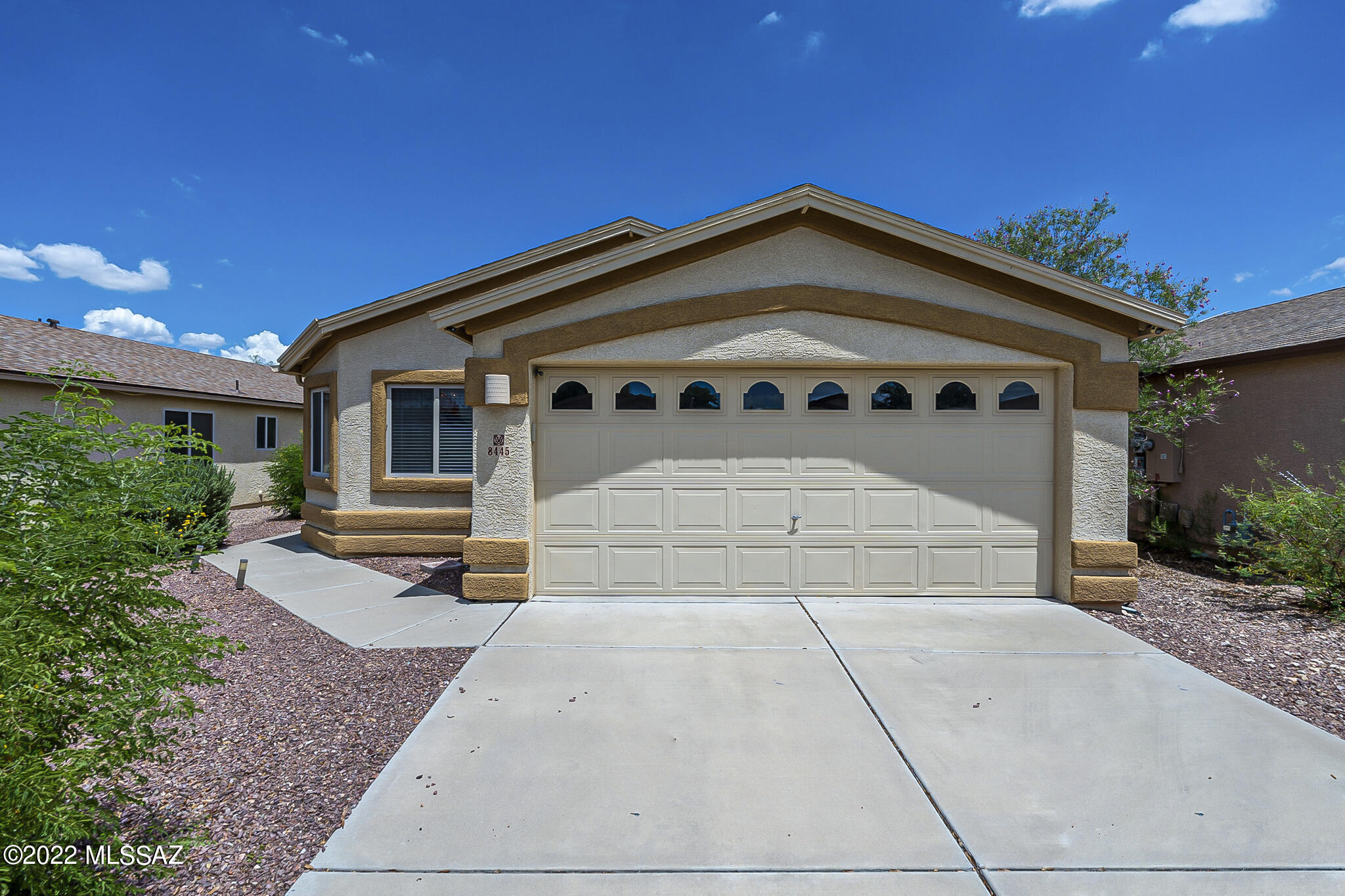 8445 South Burien Road Tucson, AZ 85747 - Photo 2 of 19