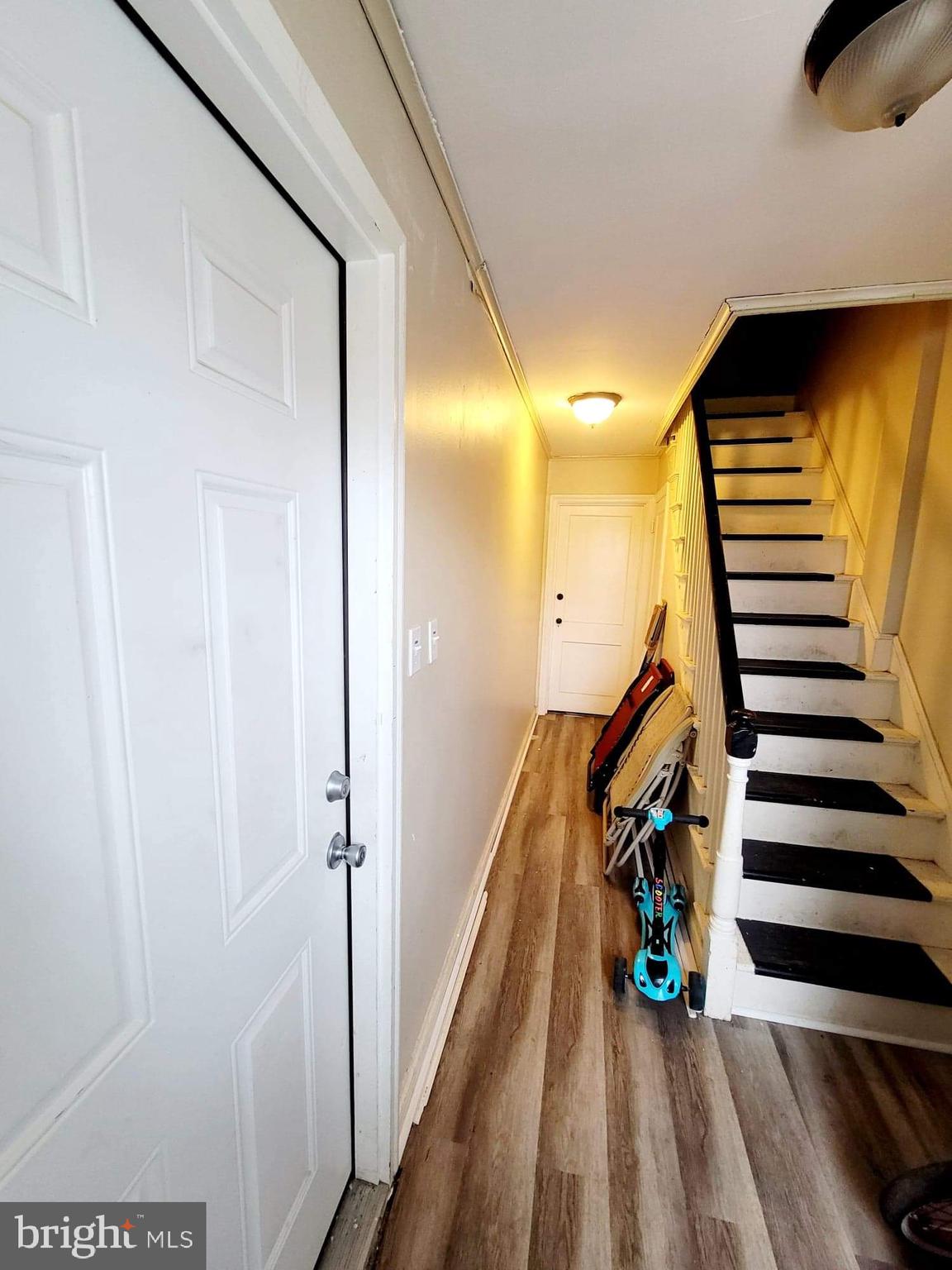 4634 Decatur Street Philadelphia, PA 19136 - Photo 9 of 15 Hallway Entrance