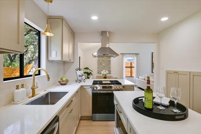 $719,900 | 8300 Washita Drive, Austin, TX 78749