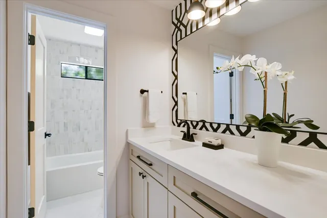 $719,900 | 8300 Washita Drive, Austin, TX 78749