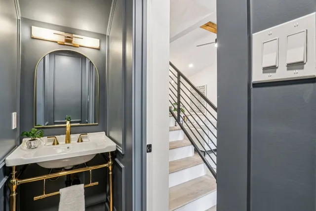 $719,900 | 8300 Washita Drive, Austin, TX 78749