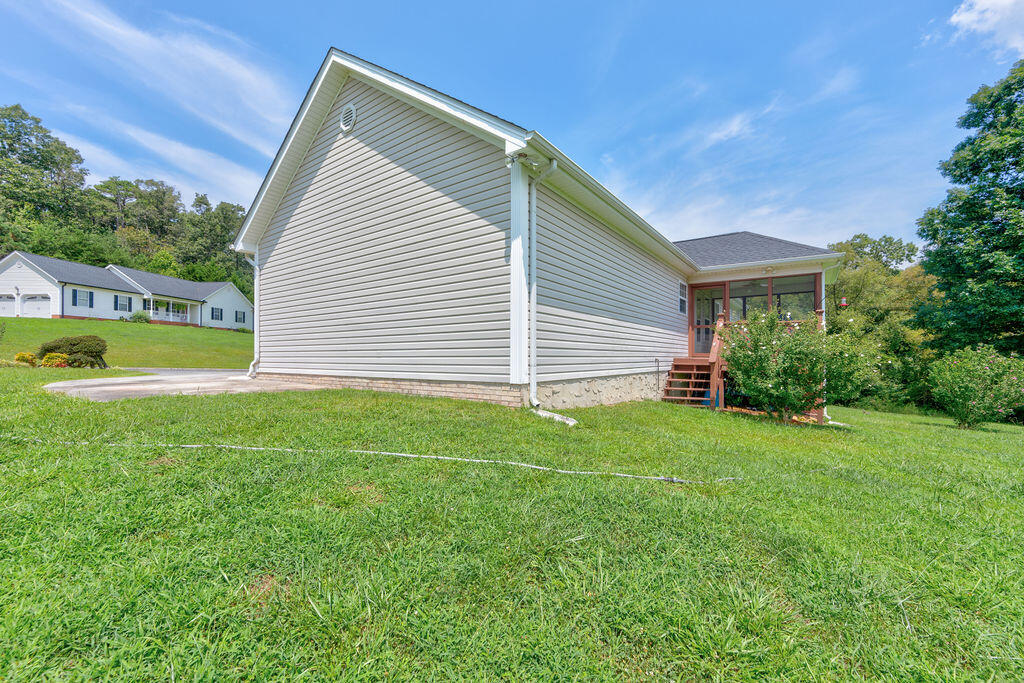 518 Howard Leonard Road Ringgold, GA 30736 - Photo 37 of 40 518HowardLeonard-9