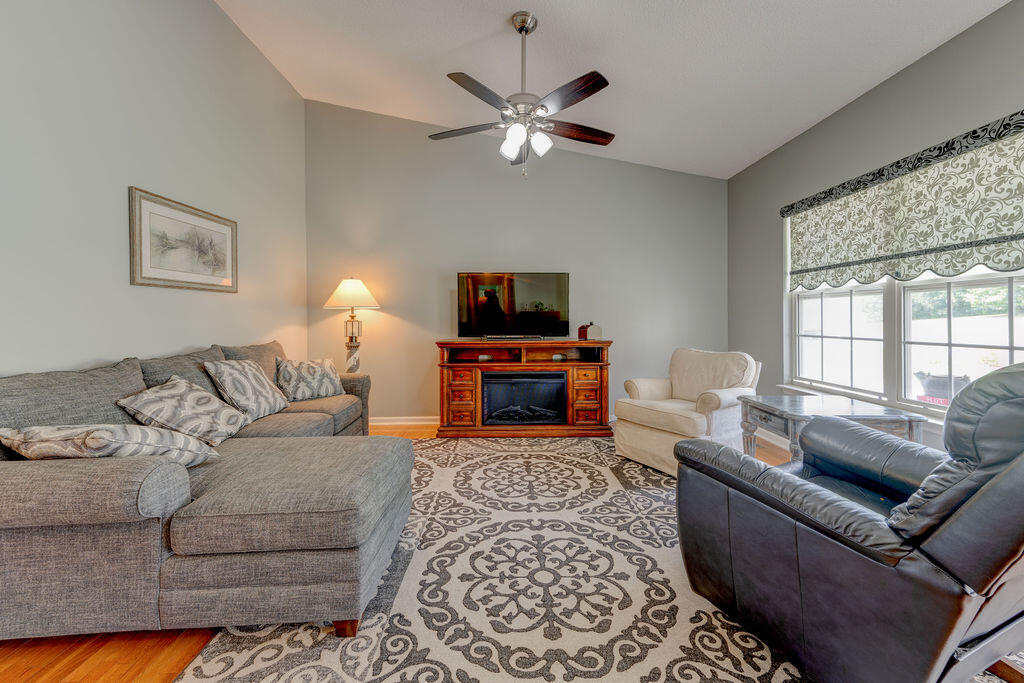 518 Howard Leonard Road Ringgold, GA 30736 - Photo 5 of 40 518HowardLeonard-21