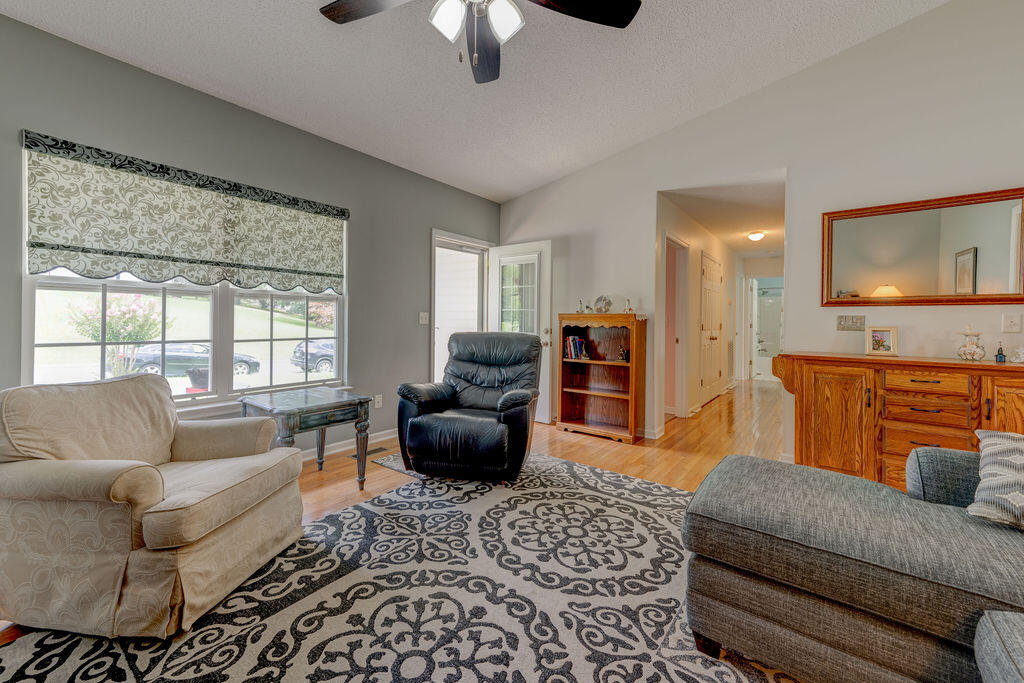 518 Howard Leonard Road Ringgold, GA 30736 - Photo 7 of 40 518HowardLeonard-24