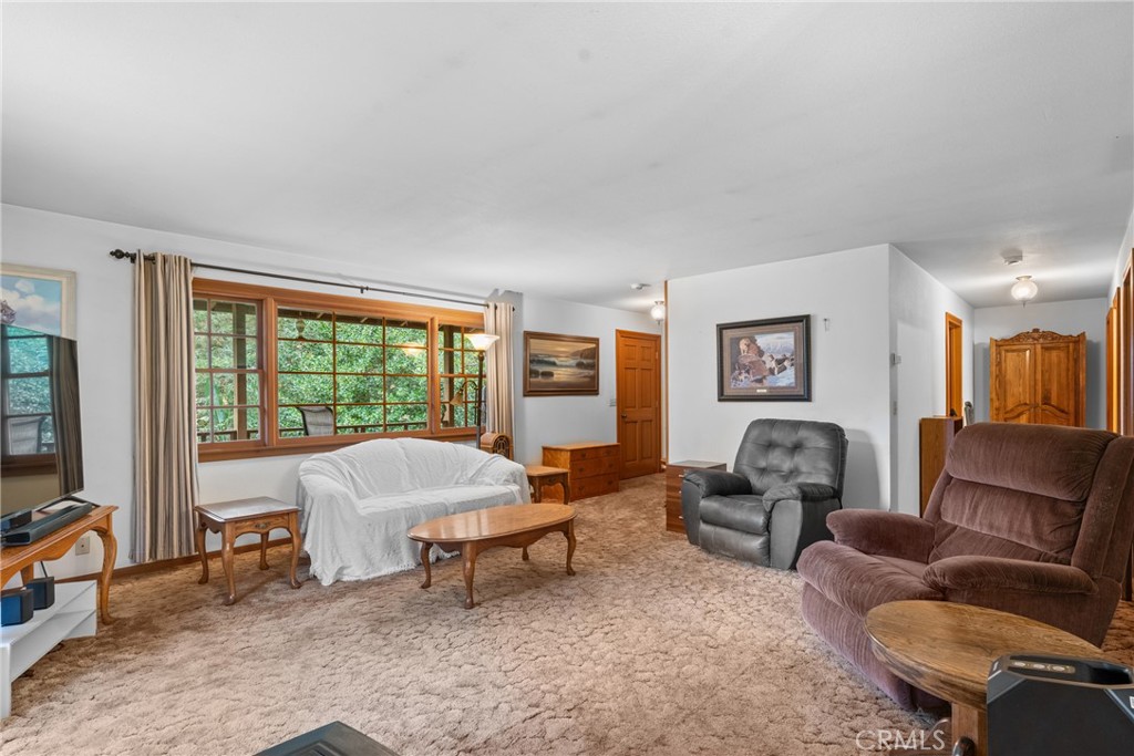6650 Toro Creek Road Atascadero, CA 93422 - Photo 7 of 28 a living room with furniture and a large window