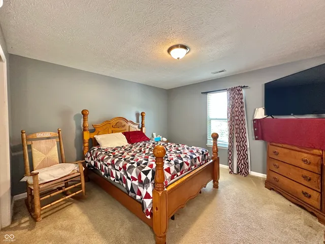 $290,000 | 6516 Emerald Xing Way, Indianapolis, IN 46221