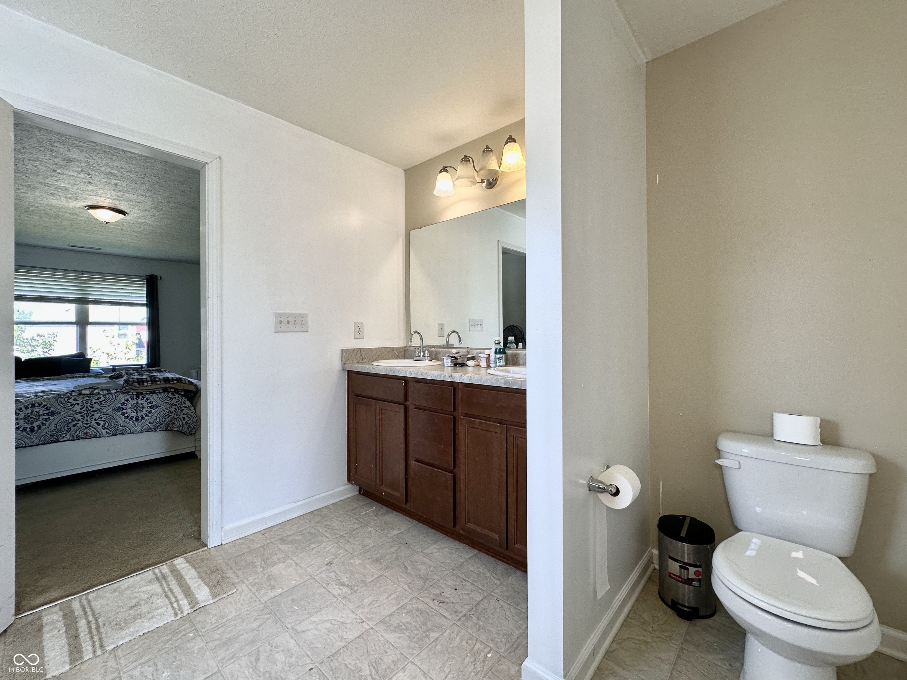 6516 Emerald Xing Way Indianapolis, IN 46221 - Photo 20 of 26