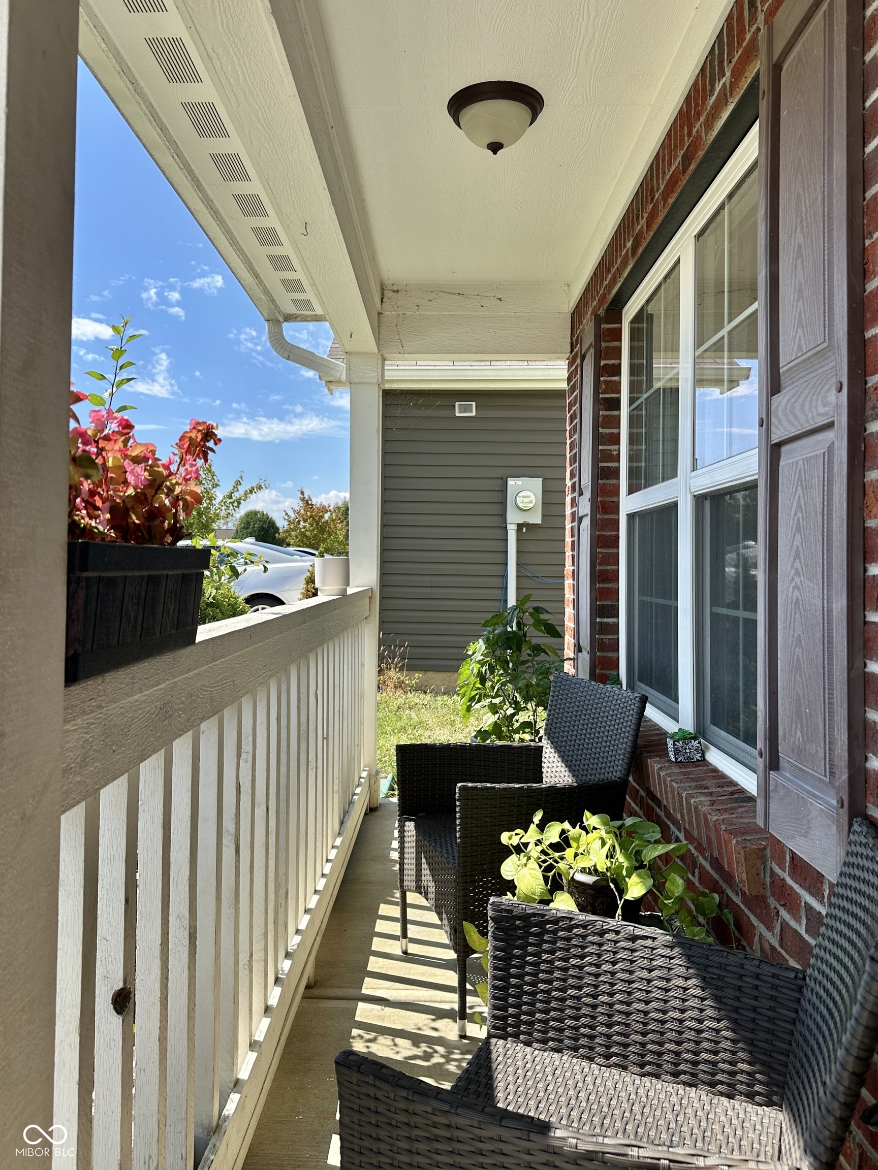 6516 Emerald Xing Way Indianapolis, IN 46221 - Photo 4 of 26