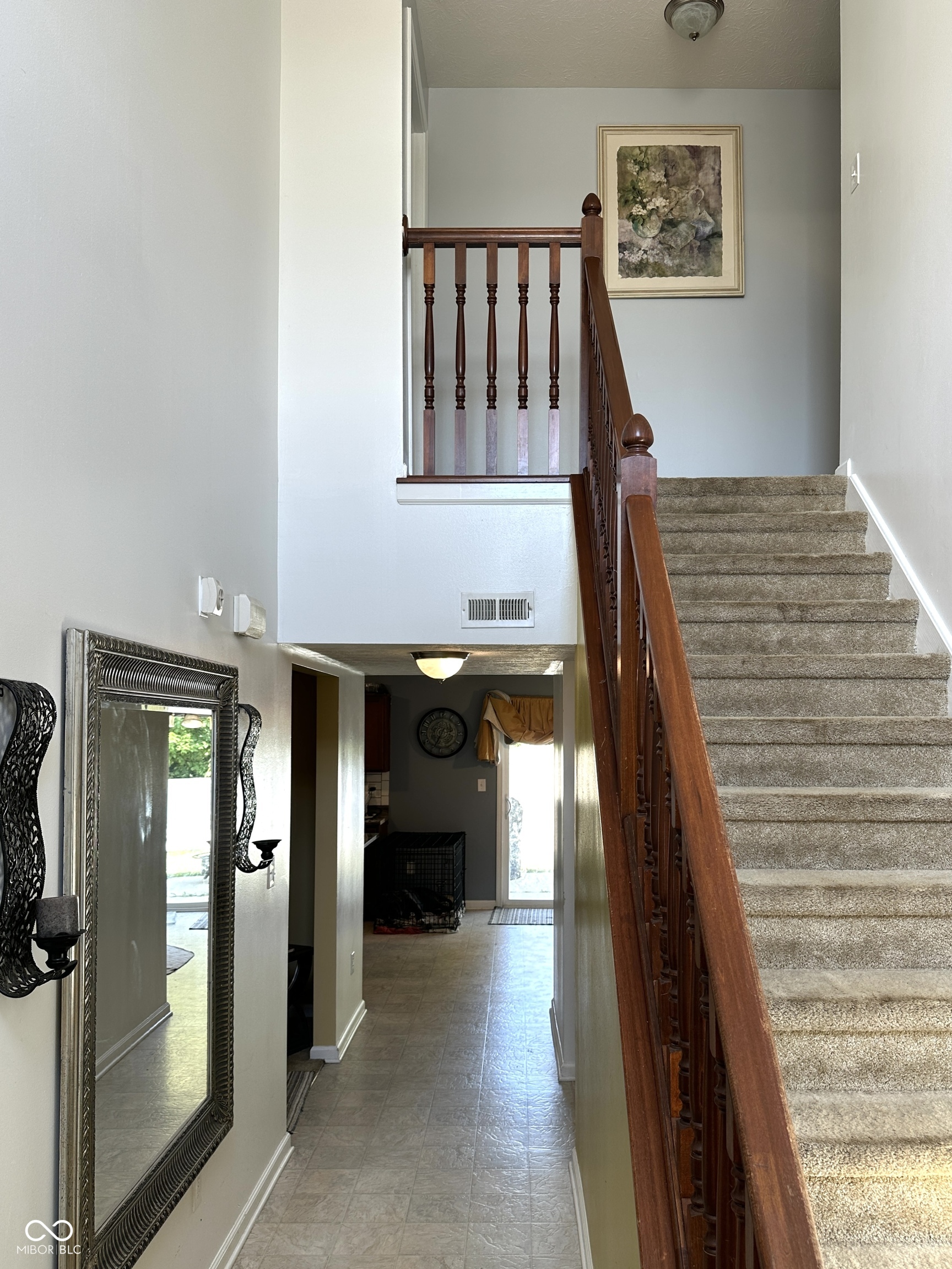 6516 Emerald Xing Way Indianapolis, IN 46221 - Photo 5 of 26