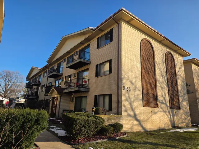 $199,900 | 2155 North Harlem Avenue, Unit 308, Chicago, IL 60707