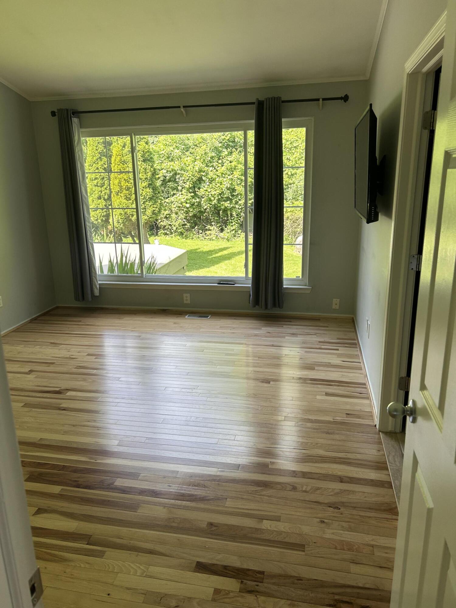 211 Whitney Drive Rochester Hills, MI 48307 - Photo 15 of 41 IMG_4565