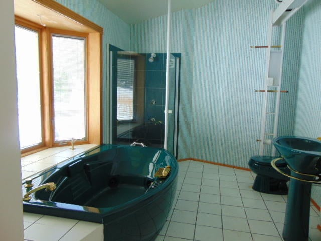 2024 Hill Country Road Dunmore, WV 24934 - Photo 27 of 56 Gallery Image 27