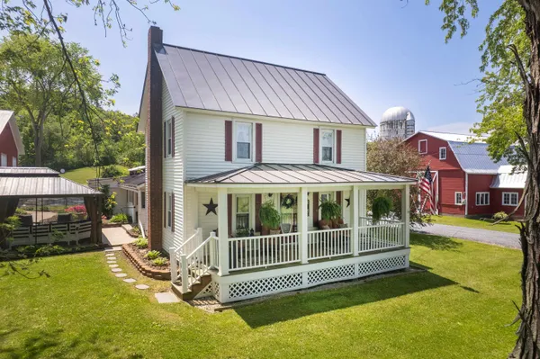 $1,499,000 | 640 Orchard Drive, Bridport, VT 05734